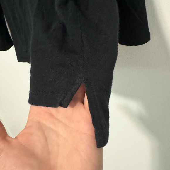 Elegant Black V-Neck Long Sleeve Shirt - Picture 8 of 8